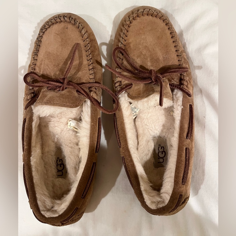 Dakota UGG slippers